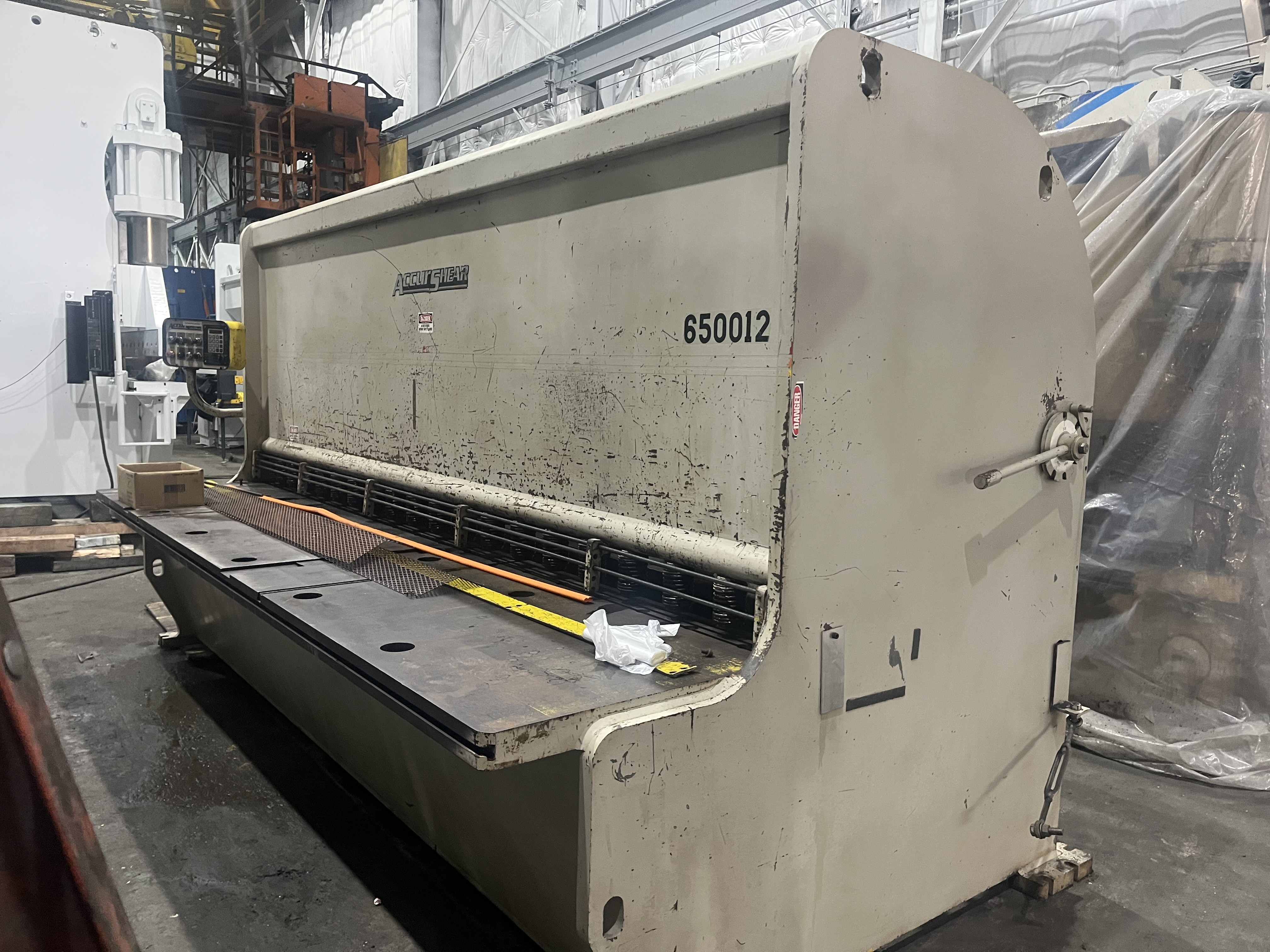 1/2” X 12’ Accurshear Model 62506 Hydraulic Power Squaring Shear 